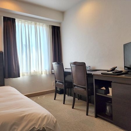 Platon Hotel Yokkaichi Bagian luar foto